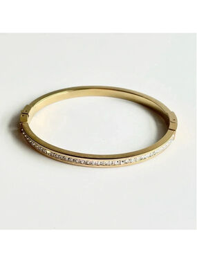 Michael Kors Pave Crystal Goldtone Women’s Bracelet With Fold Over Clasp Closure